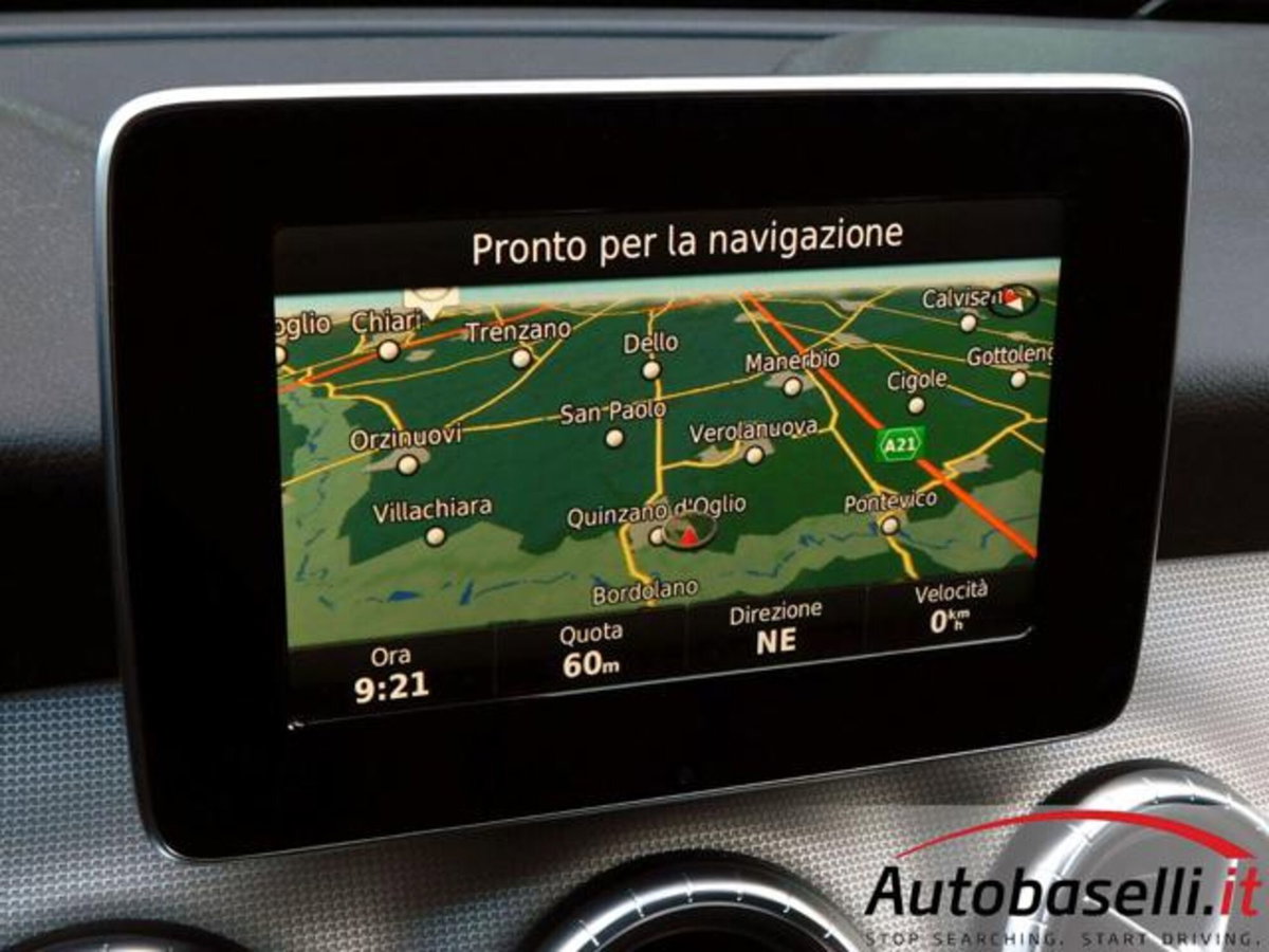 Mercedes-Benz CLA Shooting Brake 200 d Automatic Sport (17)