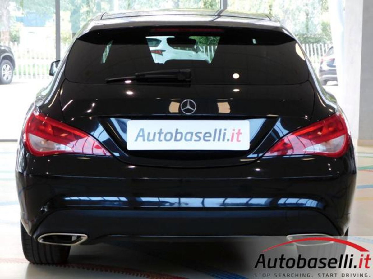Mercedes-Benz CLA Shooting Brake 200 d Automatic Sport (19)