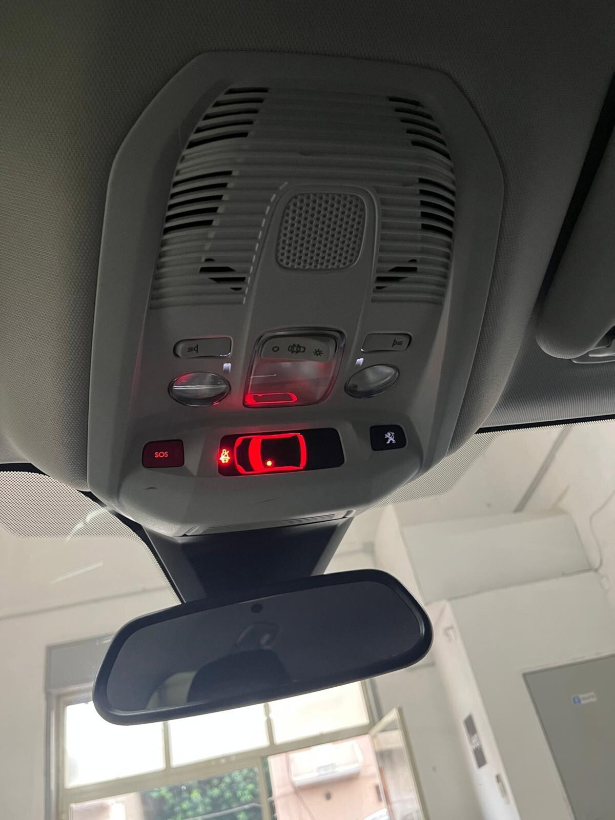 Peugeot 3008 BlueHDi 130 S&S EAT8 Allure Pack (18)