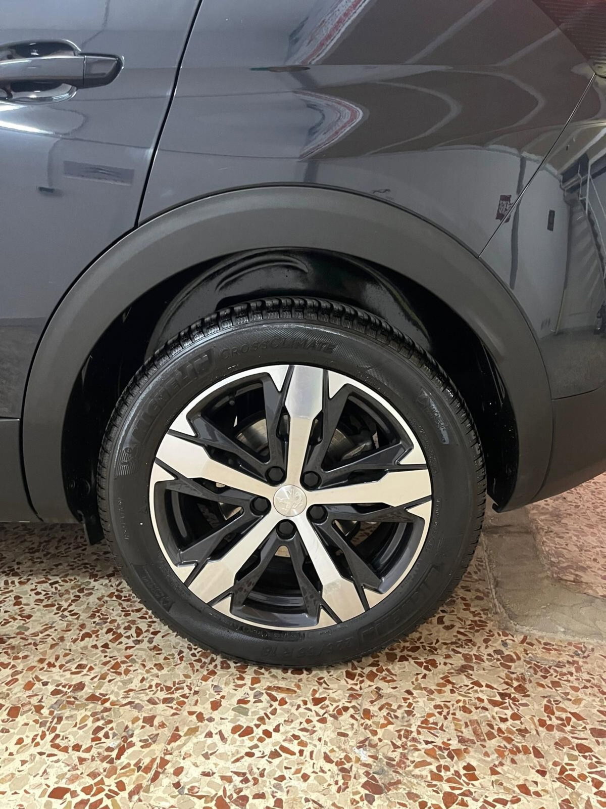Peugeot 3008 BlueHDi 130 S&S EAT8 Allure Pack (8)
