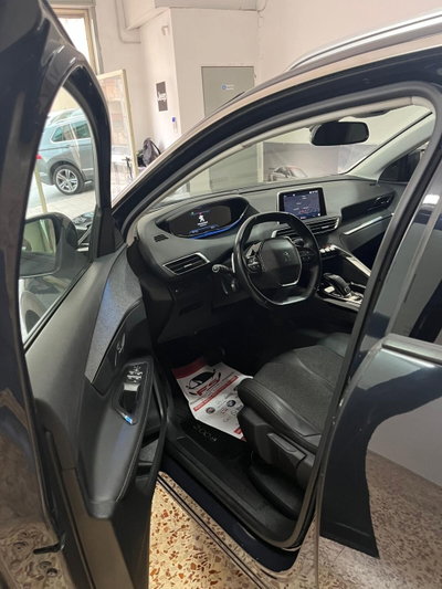Peugeot 3008 BlueHDi 130 S&S EAT8 Allure Pack (9)