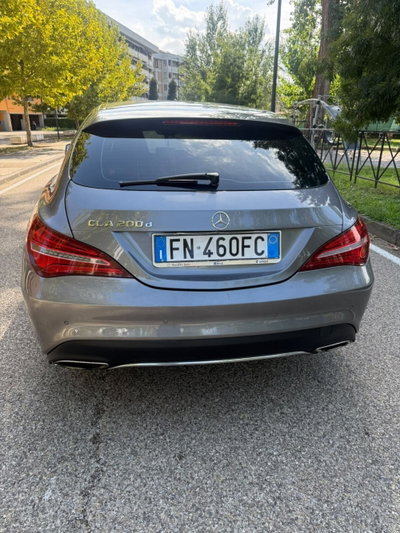 Mercedes-Benz CLA Shooting Brake 200 d Automatic Premium (6)