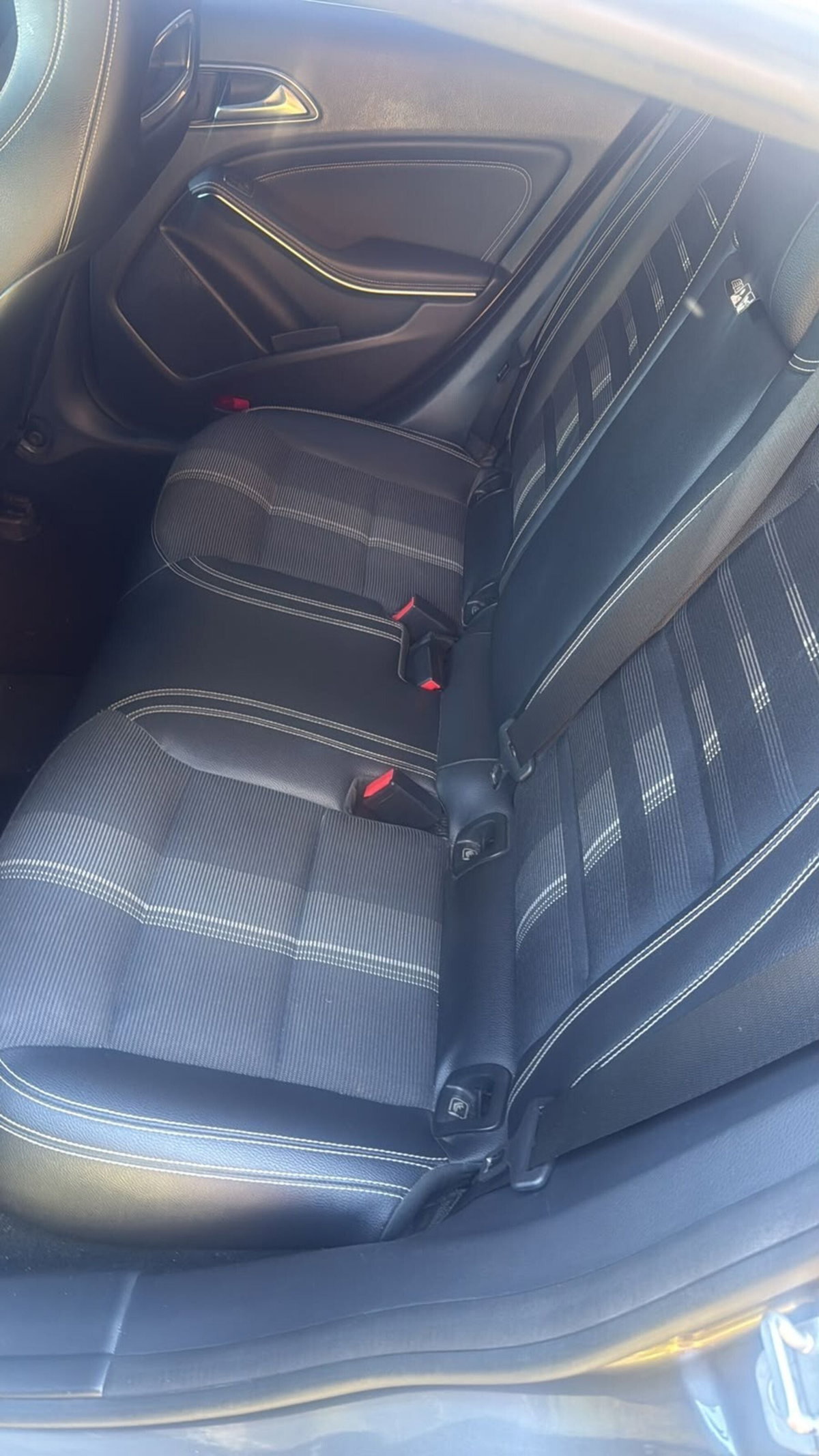 Mercedes-Benz CLA Shooting Brake 200 d Automatic Premium (9)