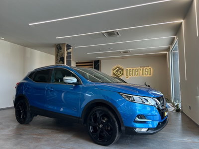 Nissan Qashqai 1.6 dCi 2WD Tekna (2)