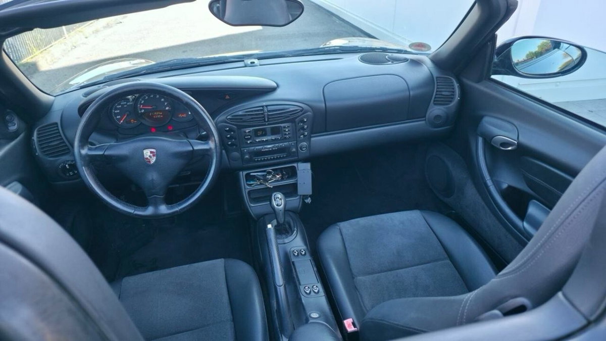 Porsche Boxster 2.7i 24V cat (9)