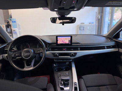 Audi A4 Avant 2.0 TDI 190 CV ultra S tronic Sport (15)