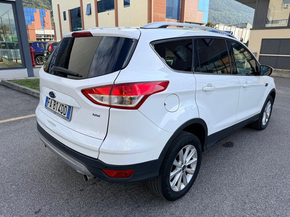 Ford Kuga 2.0 TDCI 150 CV S&S 4WD Titanium X (2)