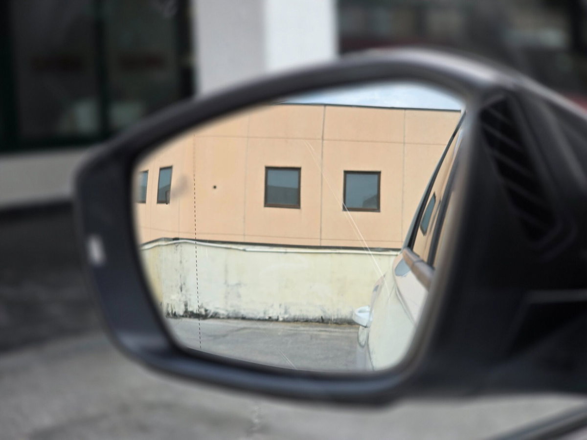Volkswagen T-Roc 1.5 TSI ACT Advanced BlueMotion Technology (15)