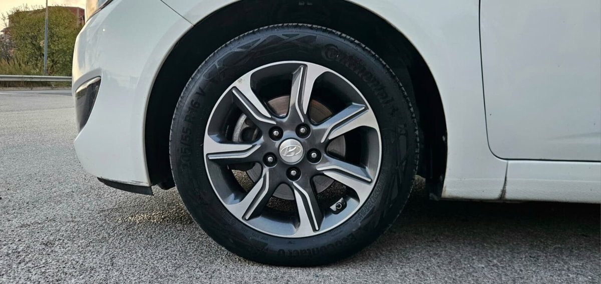 Hyundai ix20 1.4 90 CV Econext Comfort (16)