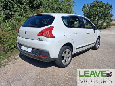 Peugeot 3008 1.6 HDi 112CV Premium (5)