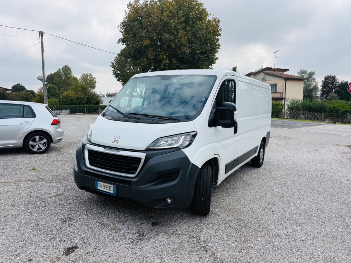 Peugeot Boxer Furgone 330 2.2 HDi/130CV FAP PM-TN Furgone (3)