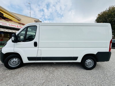 Peugeot Boxer Furgone 330 2.2 HDi/130CV FAP PM-TN Furgone (4)