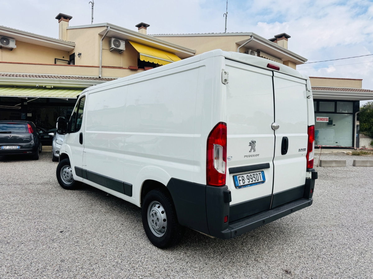 Peugeot Boxer Furgone 330 2.2 HDi/130CV FAP PM-TN Furgone (5)