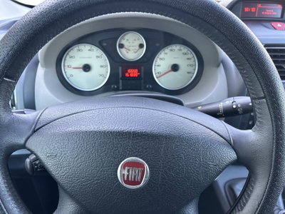 Fiat Scudo Furgone 2.0 MJT/136 DPF PC Panorama Executive 5 posti (M1) (9)