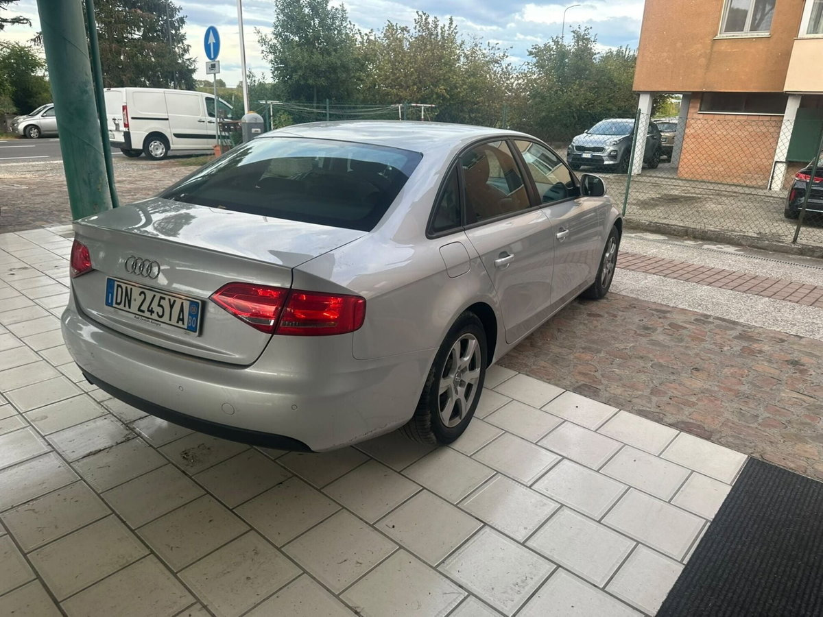 Audi A4 1.8 TFSI 160 CV Advanced (10)