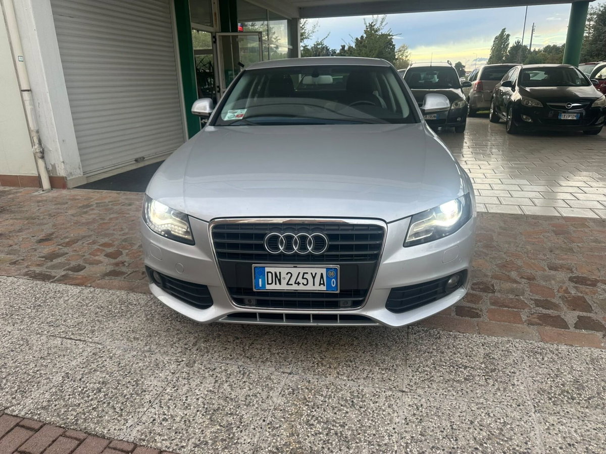 Audi A4 1.8 TFSI 160 CV Advanced (2)