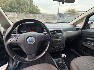 Fiat Grande Punto 1.2 5 porte Active (10)