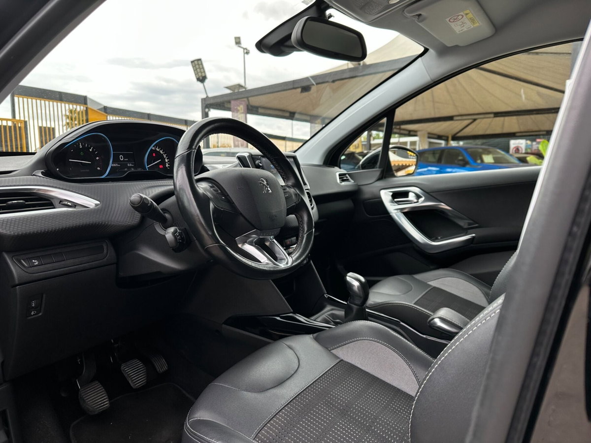 Peugeot 2008 100 Allure (12)