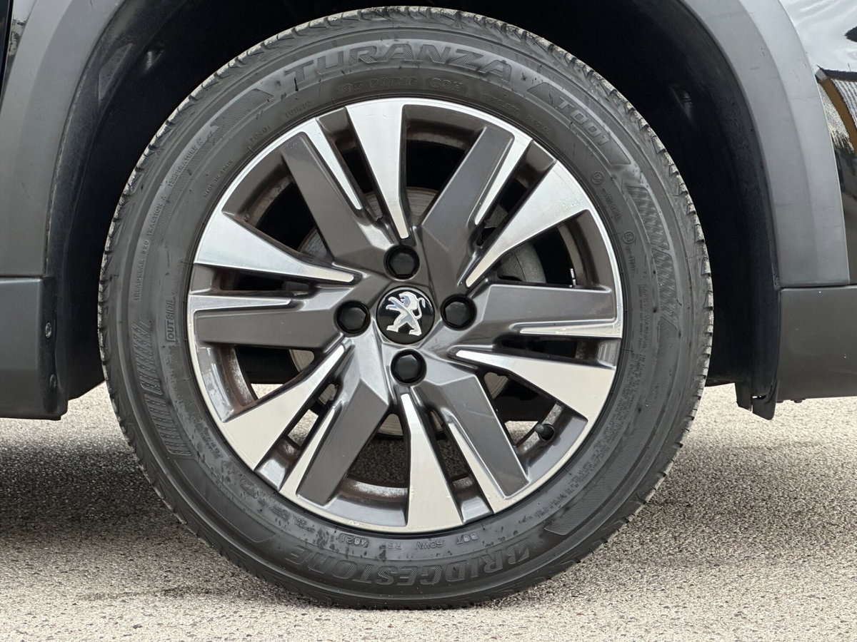 Peugeot 2008 100 Allure (9)