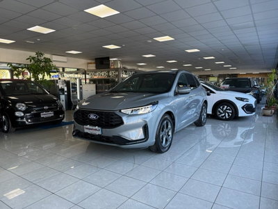 Ford Kuga 1.5 EcoBoost 150 CV 2WD ST-Line (2)
