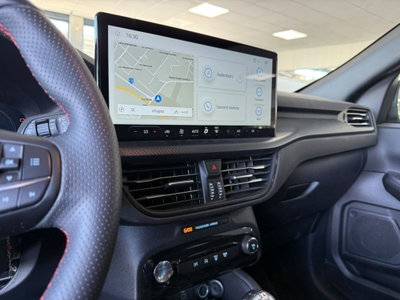 Ford Kuga 1.5 EcoBoost 150 CV 2WD ST-Line (9)