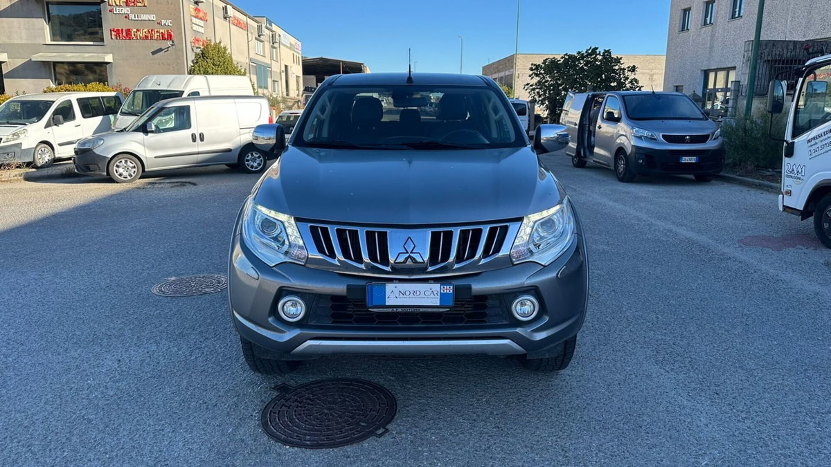 Mitsubishi L200 2.4 DI-D/181CV Double Cab Intense Hp Mivec (5)