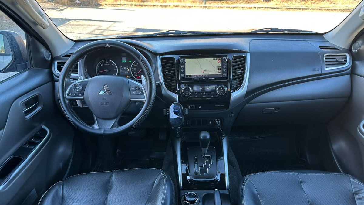 Mitsubishi L200 2.4 DI-D/181CV Double Cab Intense Hp Mivec (8)