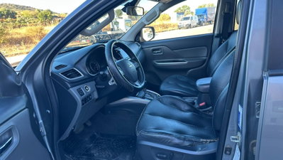 Mitsubishi L200 2.4 DI-D/181CV Double Cab Intense Hp Mivec (9)