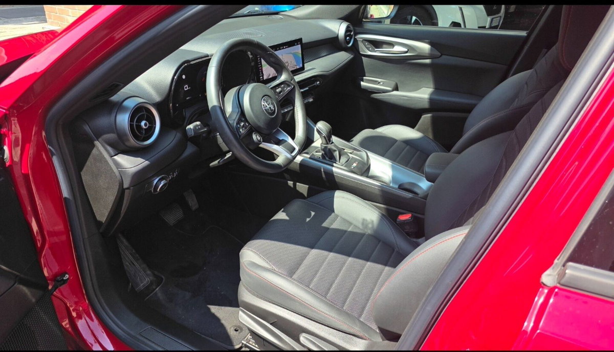 Alfa Romeo Tonale 1.6 Sprint 130cv tct6 (12)
