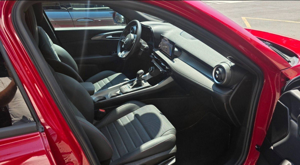 Alfa Romeo Tonale 1.6 Sprint 130cv tct6 (7)