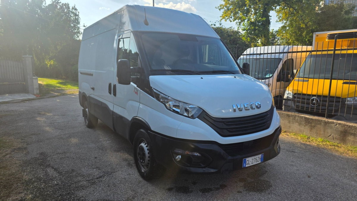 Iveco Daily Furgone 35S14V 2.3 HPT PM-TM Furgone (3)