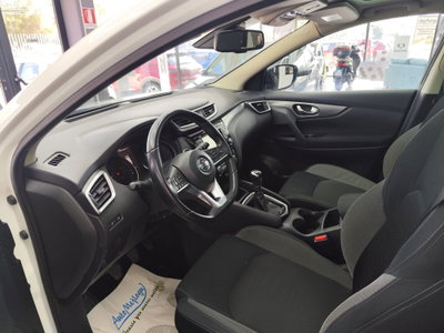Nissan Qashqai 1.5 dCi N-Connecta (10)
