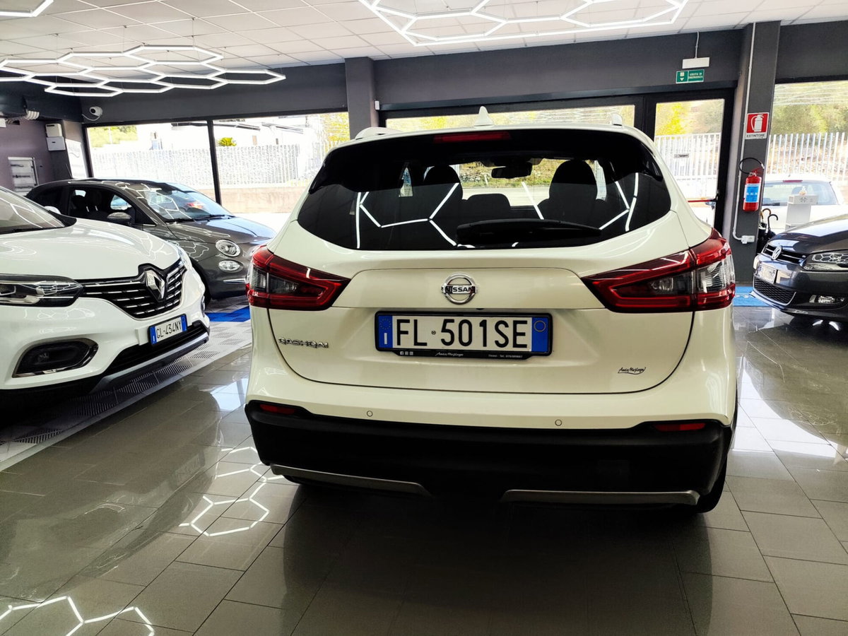 Nissan Qashqai 1.5 dCi N-Connecta (12)