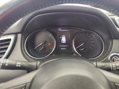 Nissan Qashqai 1.5 dCi N-Connecta (13)