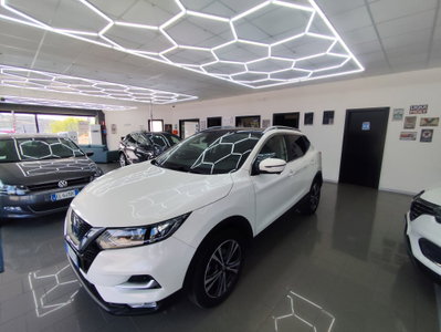 Nissan Qashqai 1.5 dCi N-Connecta (9)