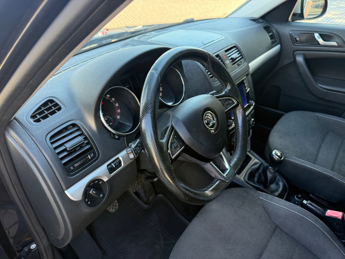 Skoda Yeti 2.0 TDI SCR 110 CV Ambition (19)