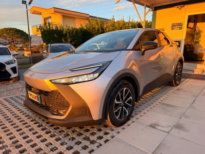 Toyota Toyota C-HR 1.8 hv Lounge fwd e-cvt usata