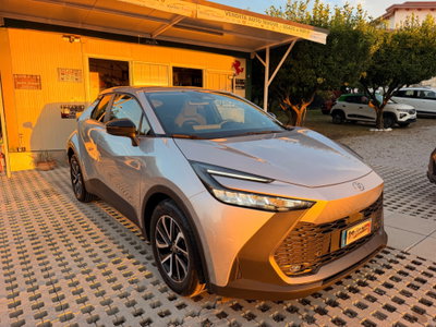 Toyota Toyota C-HR 1.8 hv Lounge fwd e-cvt (2)