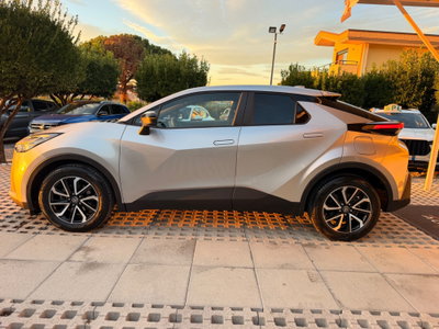 Toyota Toyota C-HR 1.8 hv Lounge fwd e-cvt (4)