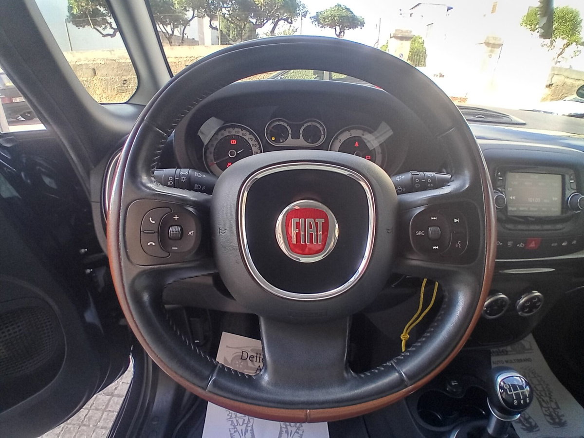 Fiat 500L 1.6 Multijet 120 CV Trekking (9)