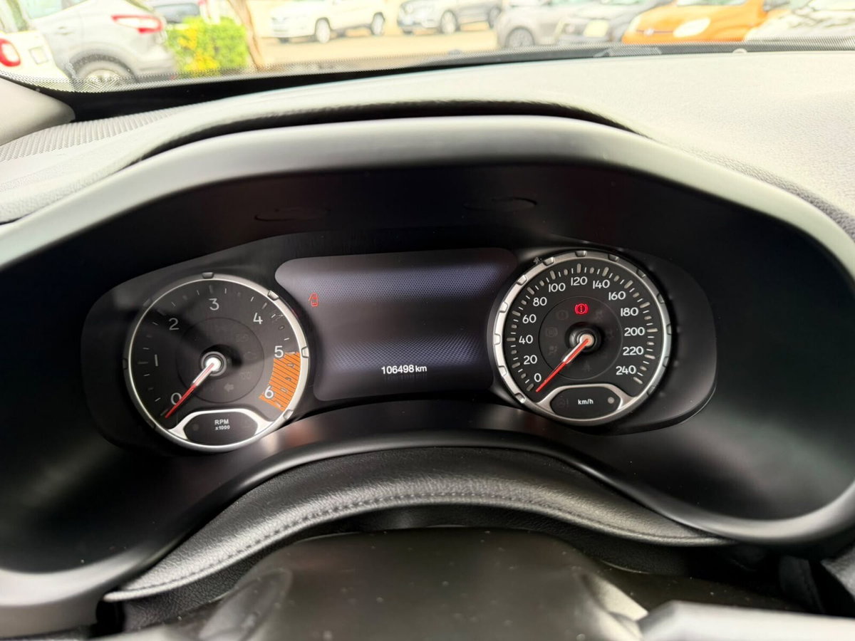 Jeep Renegade 1.6 mjt Limited 2wd 130cv (9)