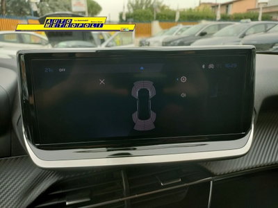 Peugeot 2008 1.2 turbo Allure 100cv (15)
