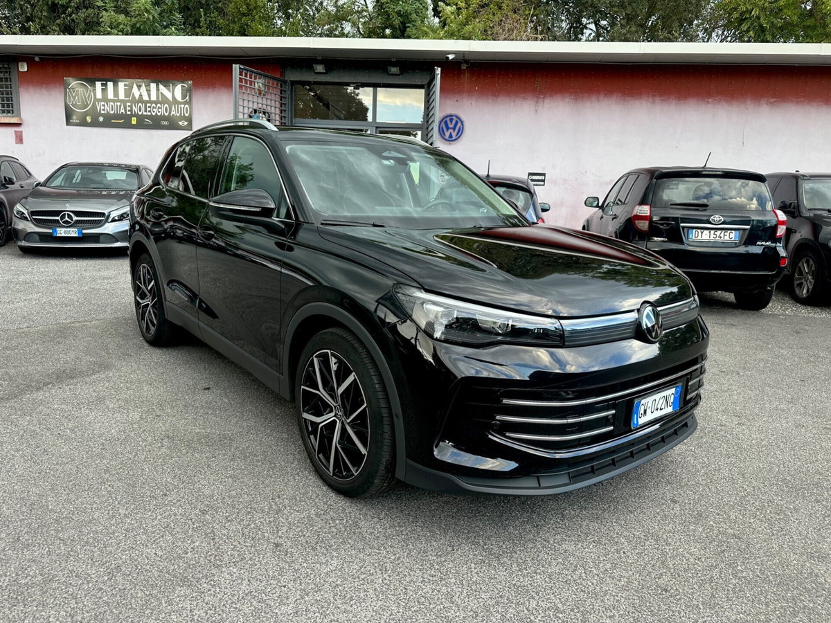 Volkswagen Tiguan 1.5 etsi Elegance 150cv dsg