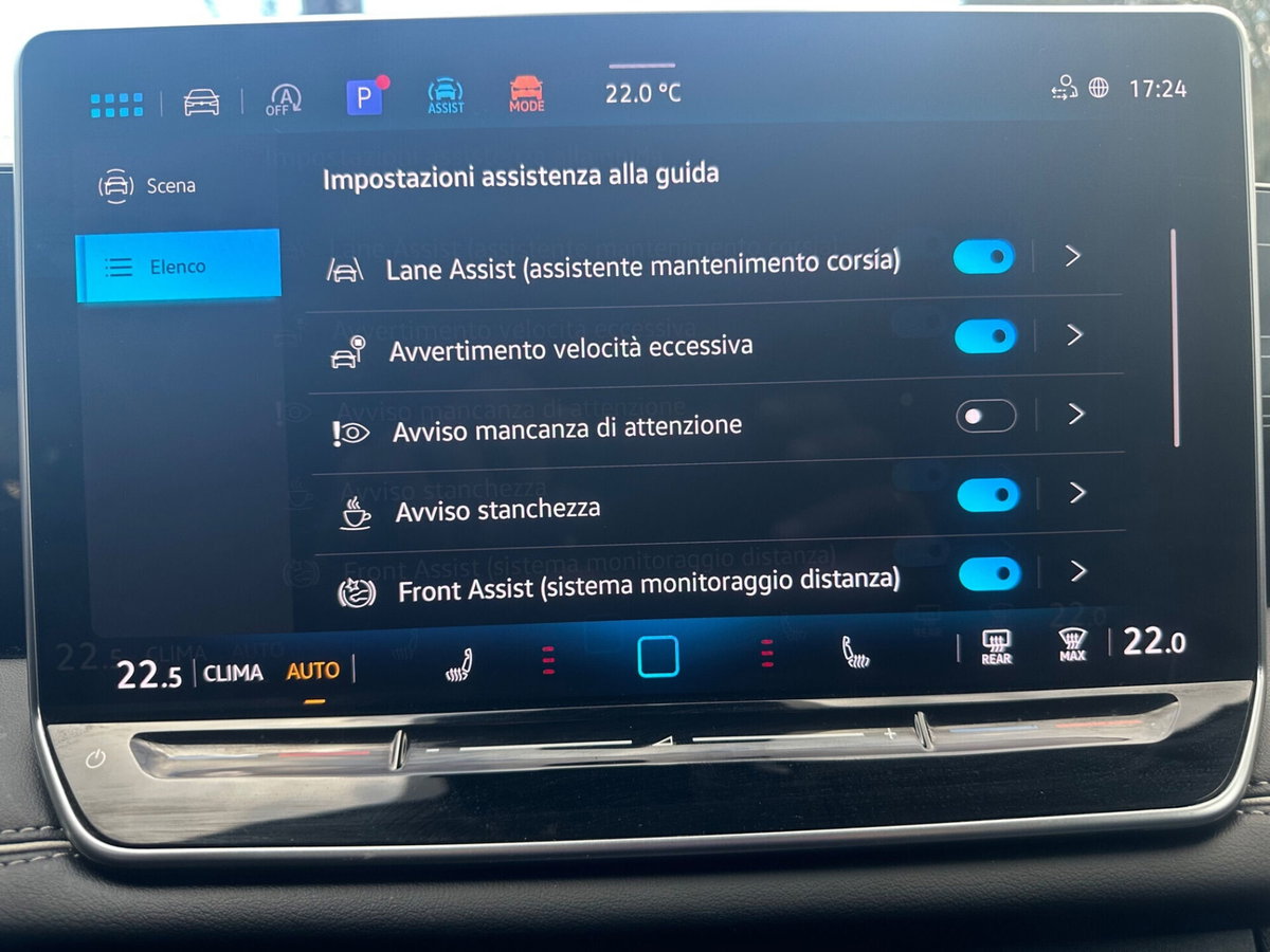 Volkswagen Tiguan 1.5 etsi Elegance 150cv dsg (19)