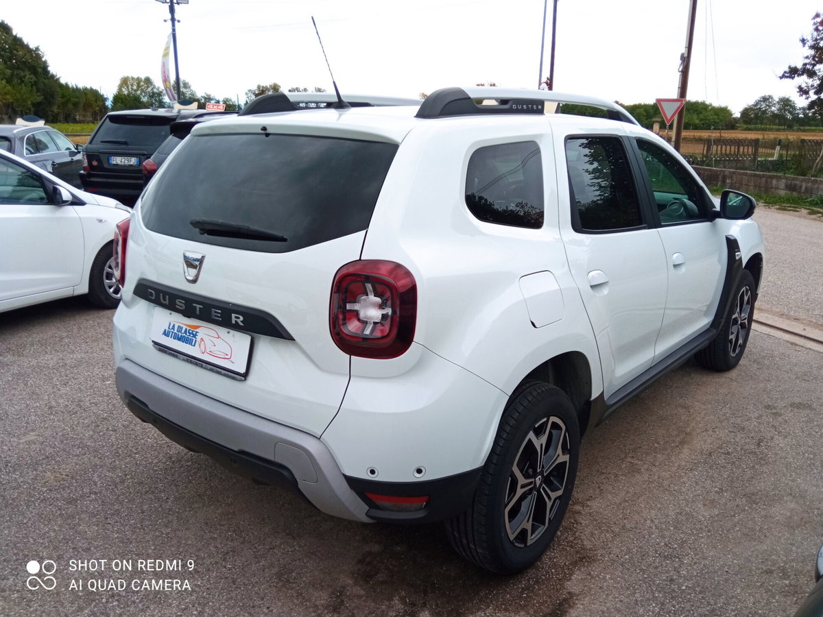 Dacia Duster 1.0 TCe 100 CV ECO-G 4x2 Prestige (4)