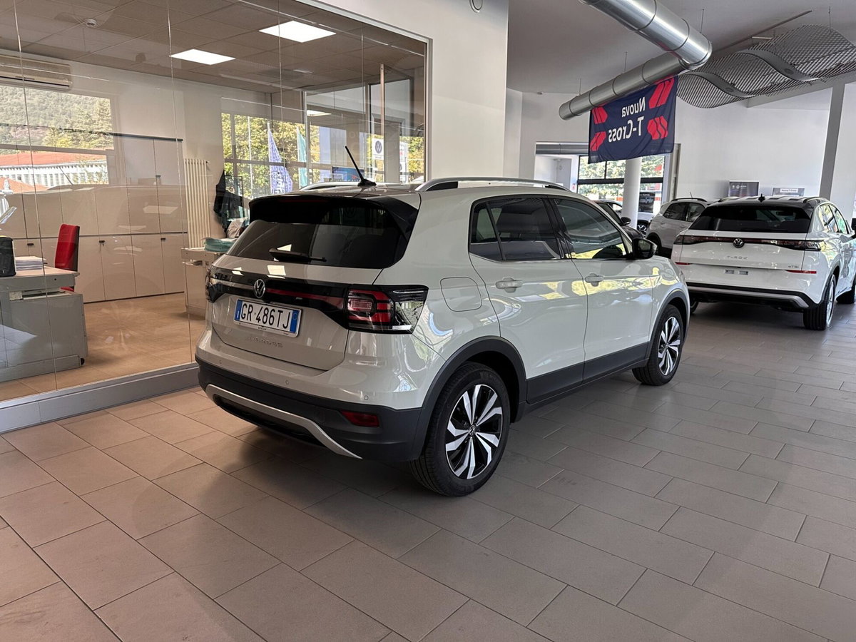 Volkswagen T-Cross 1.0 TSI 110 CV Sport (3)