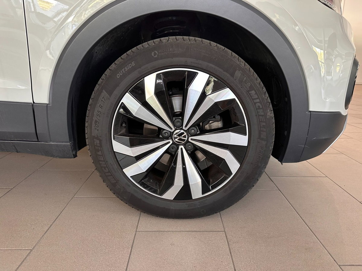 Volkswagen T-Cross 1.0 TSI 110 CV Sport (4)