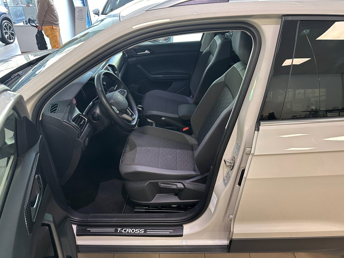 Volkswagen T-Cross 1.0 TSI 110 CV Sport (6)