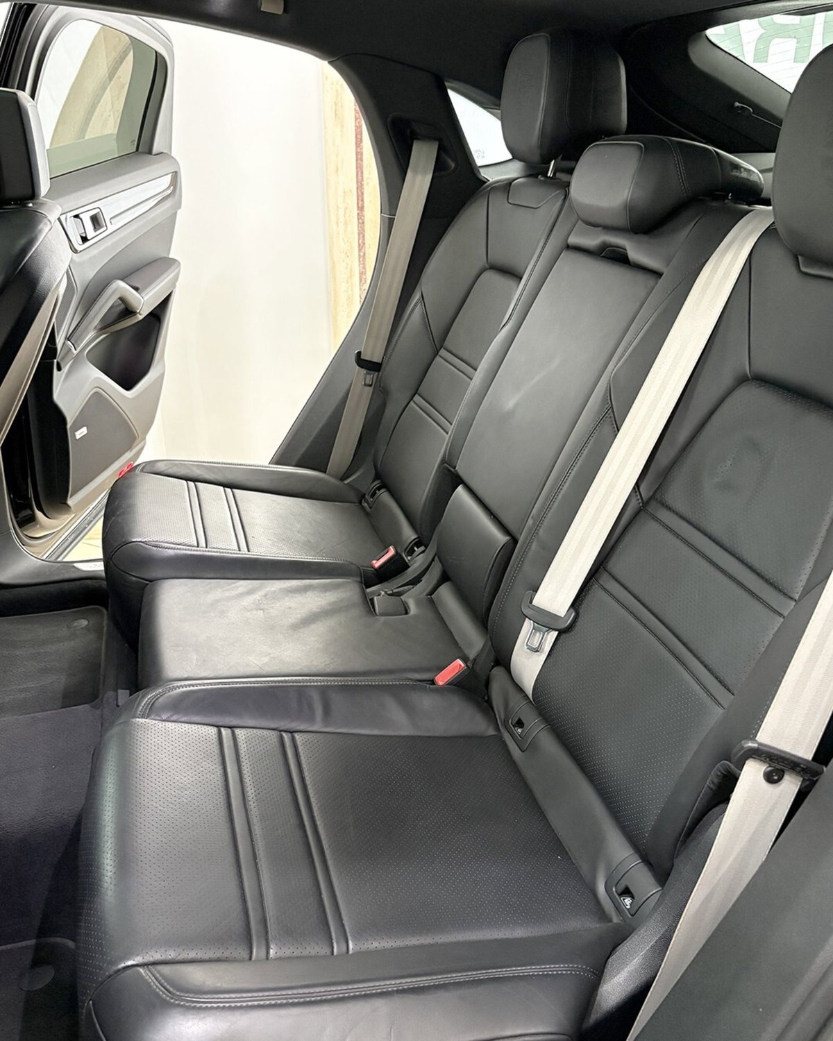 Porsche Cayenne 3.0 V6 Platinum Edition (11)