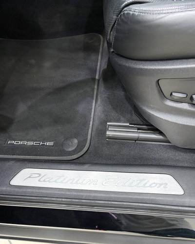 Porsche Cayenne 3.0 V6 Platinum Edition (12)